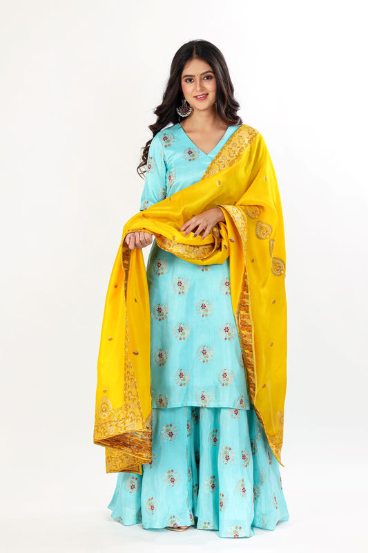 SAMIHA - A Banarasi Suit set with heavy contrast dupatta