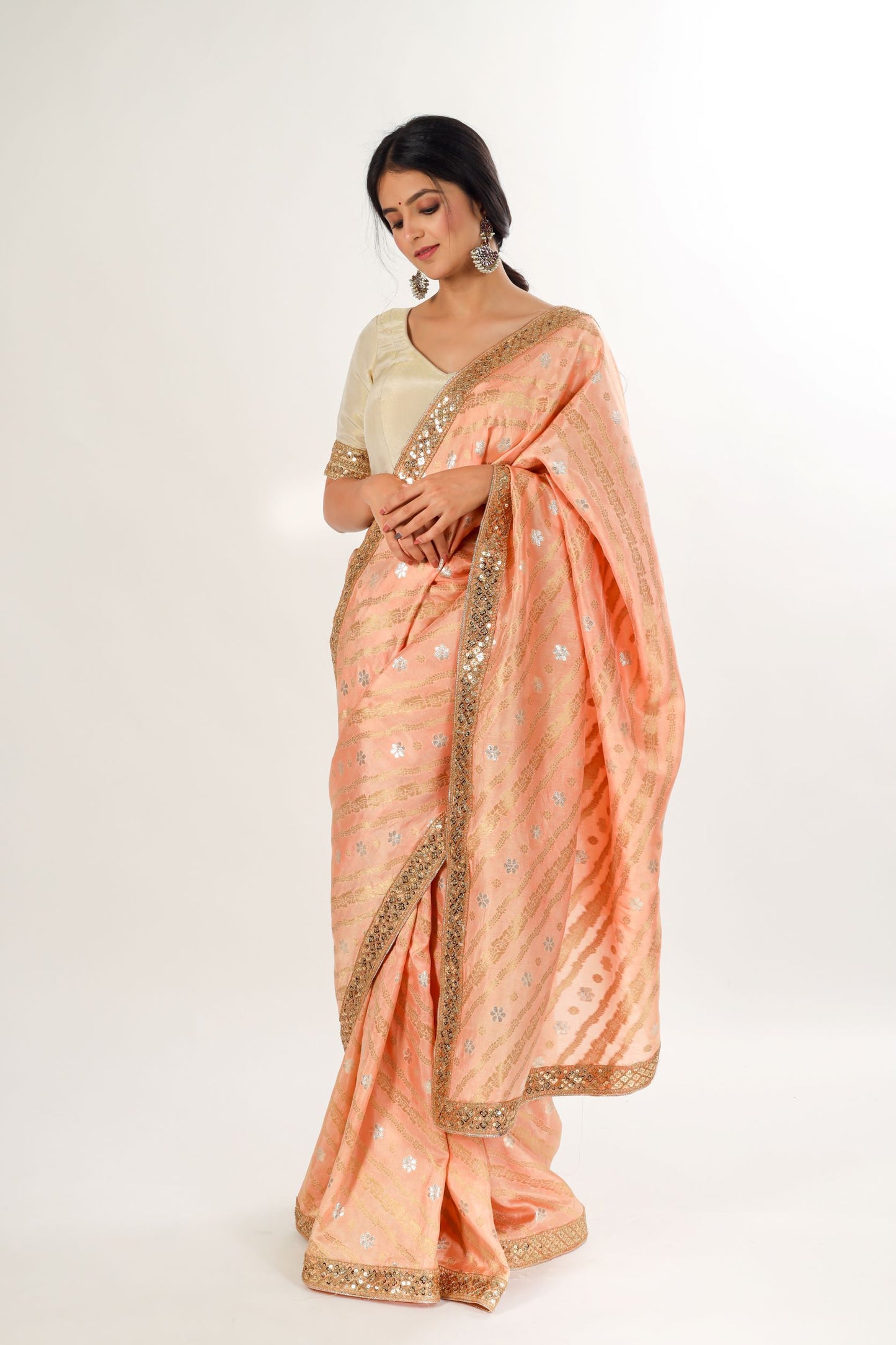 YODHINI - Golden Peach Jamdani/Banarasi Jaal Saree