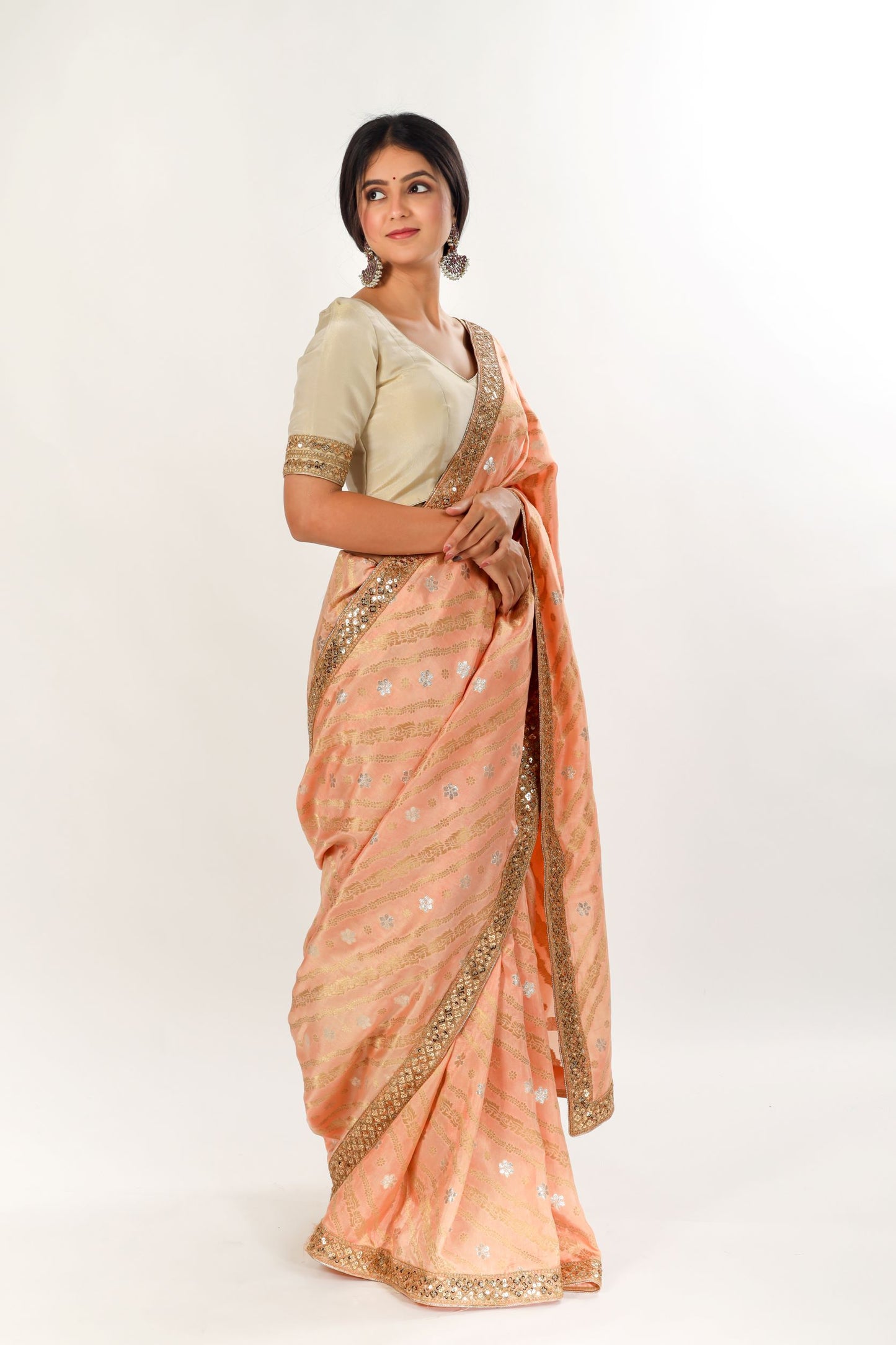 YODHINI - Golden Peach Jamdani/Banarasi Jaal Saree